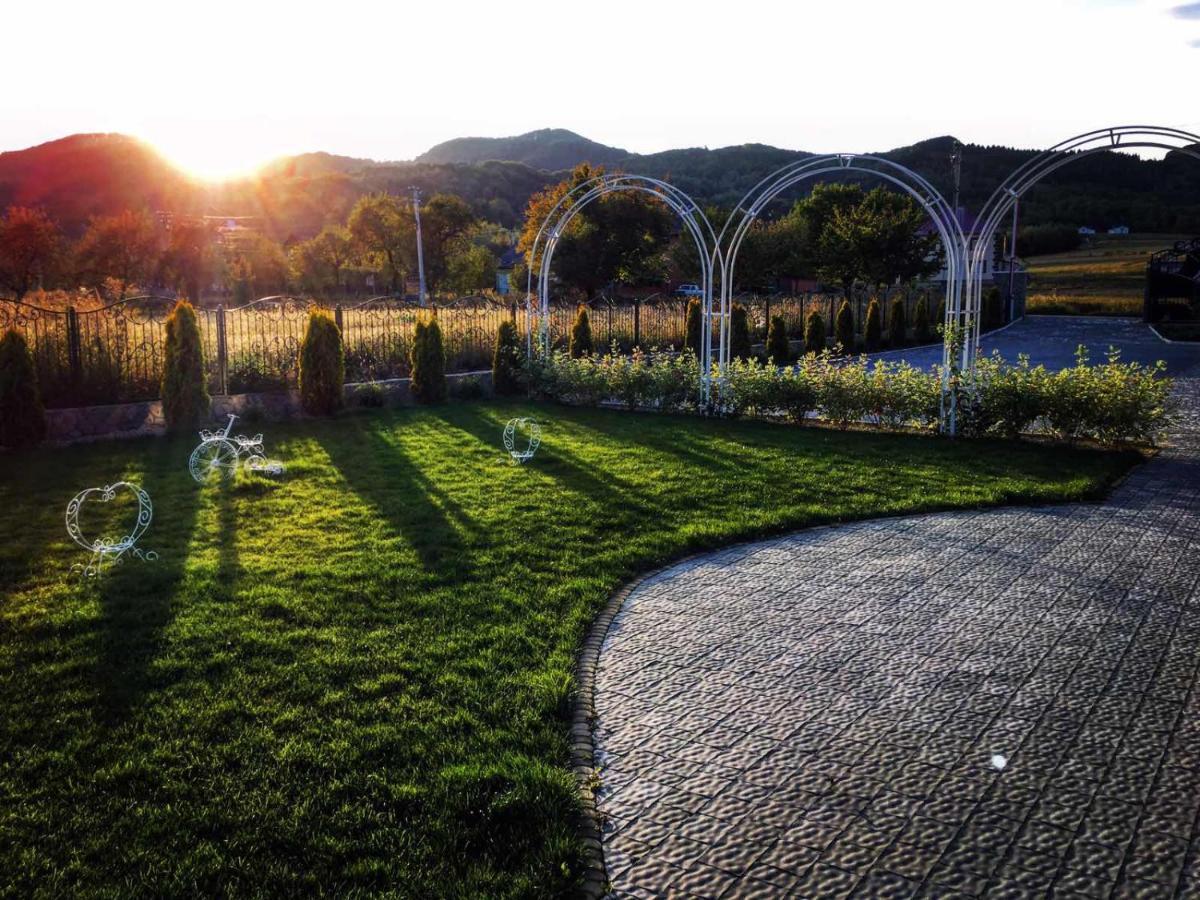 Gorodok Villa เมยโฮโว ภายนอก รูปภาพ